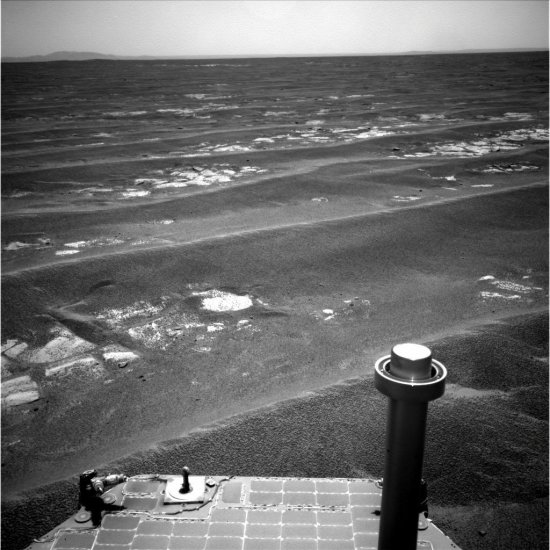 Opportunity looks at Endeavour Crater from .8 miles away