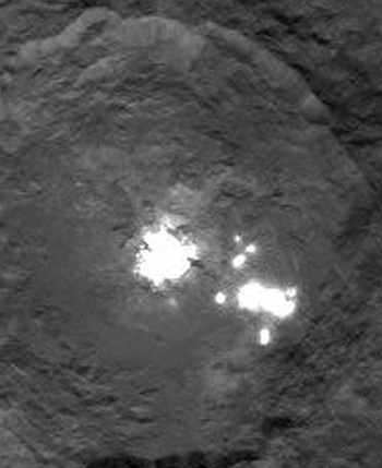 close-up of Ceres's bright spots