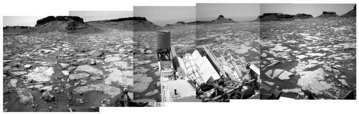 Panorama ahead for Curiosity, Sol 1438