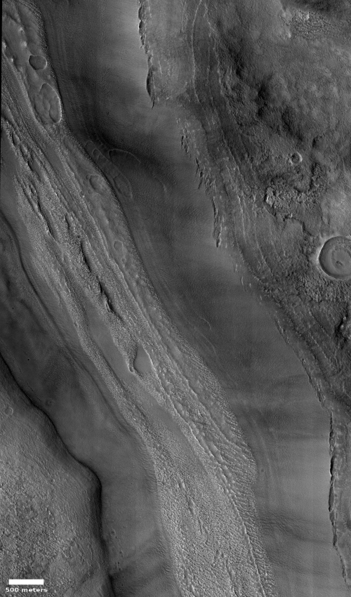 Massive glacier on Mars