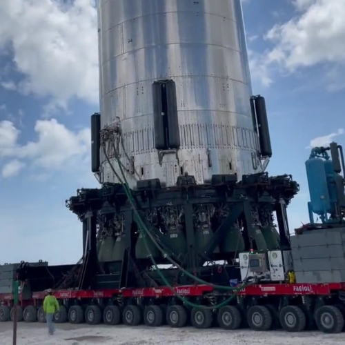 Superheavy #20 on the way to launchpad
