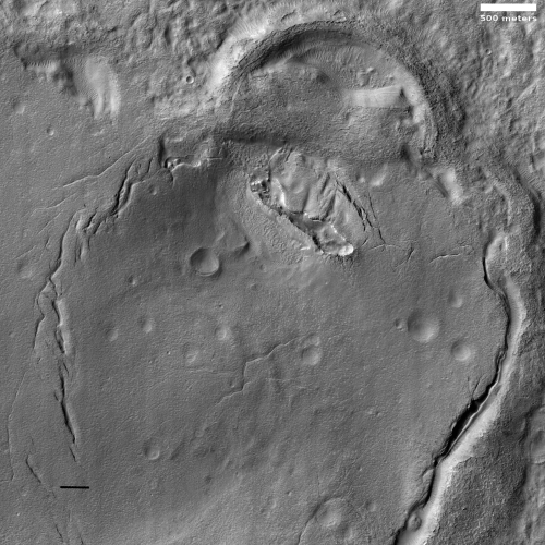 Martian crater overwhelmed by glacier?