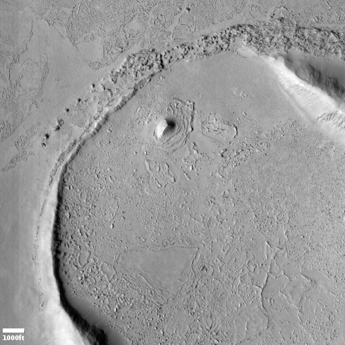 Deep inside the youngest flood lava event on Mars