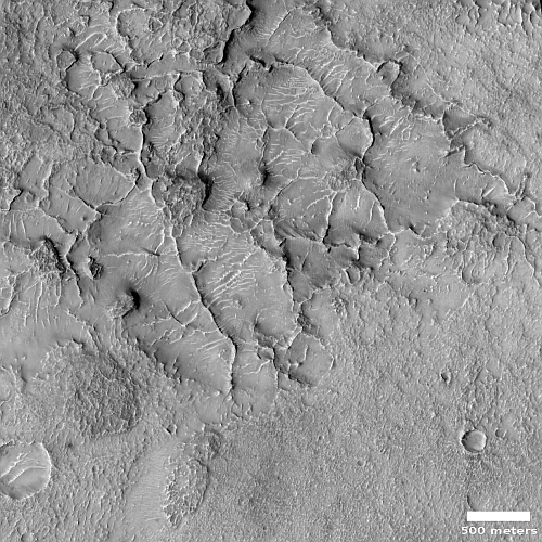 Martian rectilinear ridges