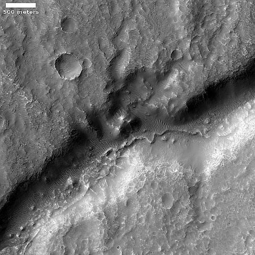 Sinuous ridge inside a Martian canyon