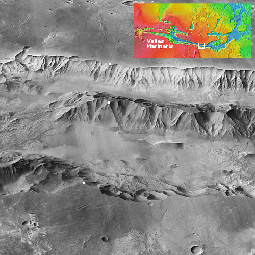 The vast Valles Marineris