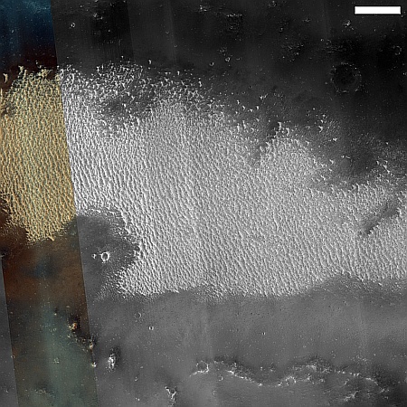 Unusual light-colored Martian dunes