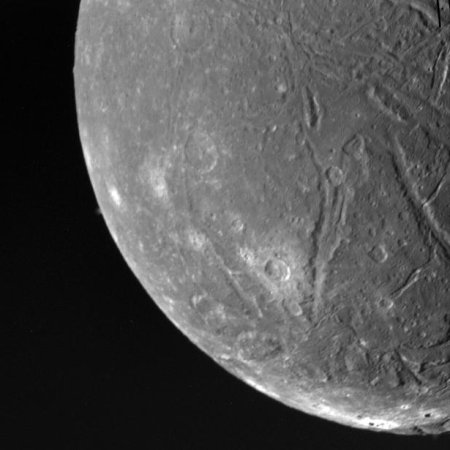 Ariel as seen by Voyager-2 in 1986