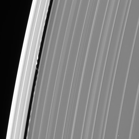 Daphne inside Saturn's rings