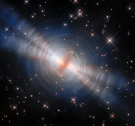Hubble eyes the Egg Nebula