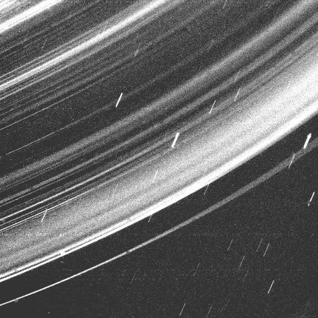 Voyager-2 close-up of Uranus' rings