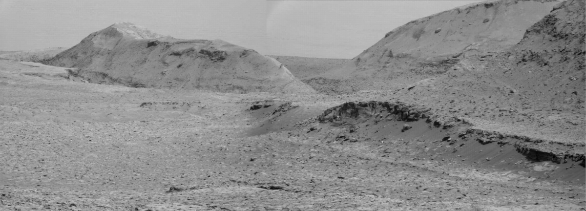 Panorama looking up Mount Sharp