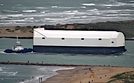 SpaceX's Starship barge